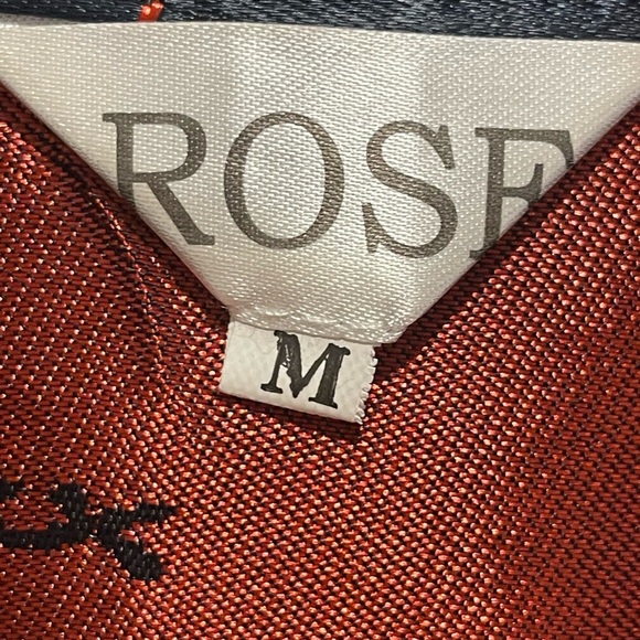 NWOT Elegant Black and Red Women's Asian Kimono Jacket Robe size medium - Picture 2 of 7